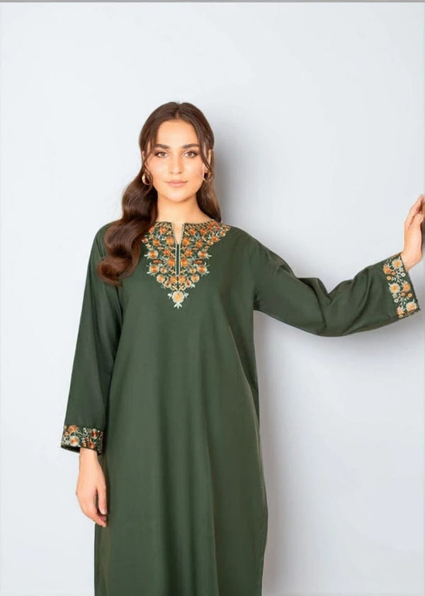 Green Orchid – Embroidered 2-Piece Set | Soft Elegance in Every Stitch